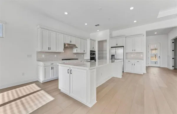 Property Slideshow image 3 of 33 | 14425 daystar ct, Parrish, FL, 34219