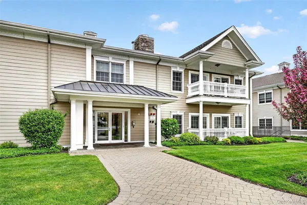 Property Slideshow image 2 of 30 | 4201 fred ill jr ct, Orangetown, NY, 10965