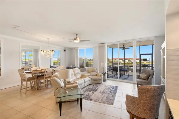 Property Slideshow image 3 of 37 | 3313 sunset key cir 105, Punta Gorda, FL, 33955
