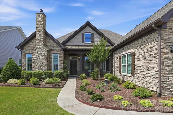 Property Slideshow image 2 of 40 | 12014 cove ct, Charlotte, NC, 28278