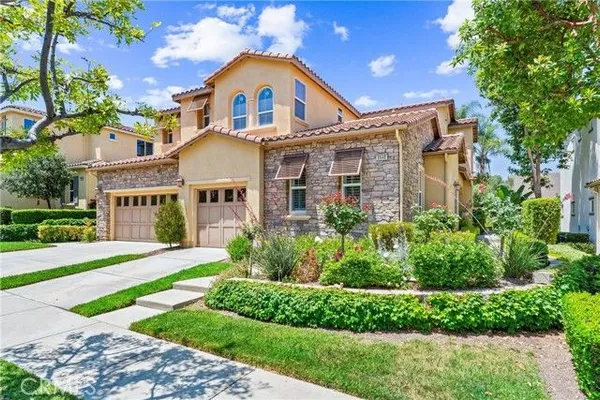 Property Slideshow image 2 of 28 | 8948 cuyamaca st, Corona, CA, 92883