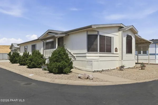 Property Slideshow image 2 of 20 | 692 n mesquite tree dr 211, Prescott Valley, AZ, 86327