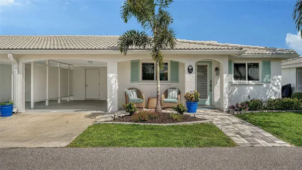 Property Slideshow image 3 of 59 | 711 spanish dr, Longboat Key, FL, 34228