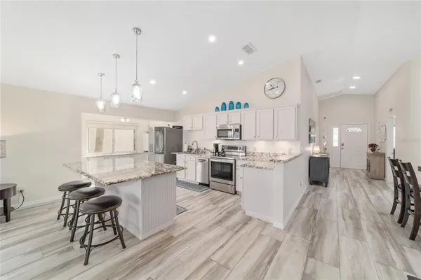 Property Slideshow image 3 of 77 | 9185 sw 90th st, Ocala, FL, 34481