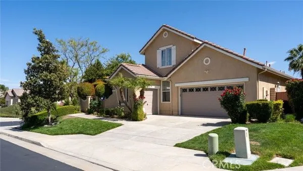 Property Slideshow image 2 of 49 | 28481 oasis view cir, Menifee, CA, 92584