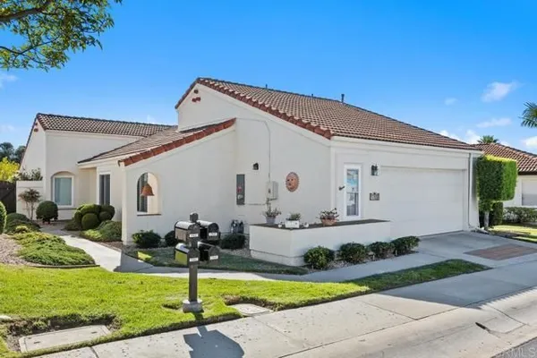 Property Slideshow image 3 of 27 | 17633 corte potosi, San Diego, CA, 92128
