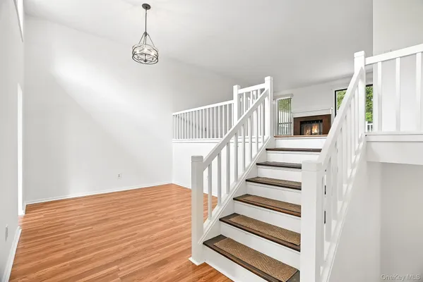 Property Slideshow image 3 of 29 | 972 heritage hls c, Somers, NY, 10589