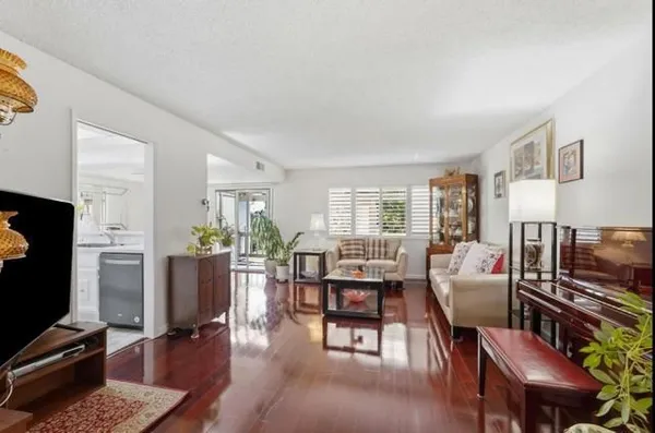 Property Slideshow image 3 of 19 | 5435 cribari grn, San Jose, CA, 95135