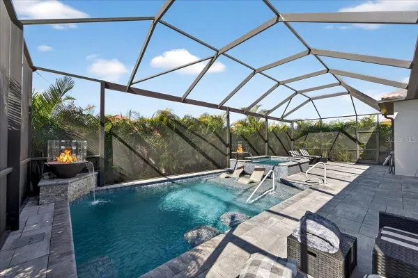 Property Slideshow image 2 of 100 | 17173 scuba crest st, Wimauma, FL, 33598