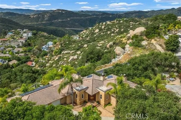 Property Slideshow image 2 of 62 | 28521 gladstone ct, Escondido, CA, 92026