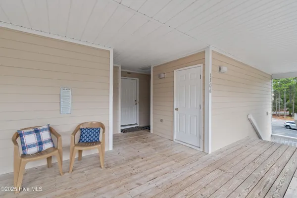 Property Slideshow image 3 of 27 | 3350 club villa dr se unit 1706, Southport, NC, 28461