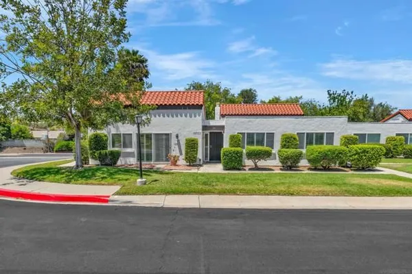 Property Slideshow image 2 of 22 | 12753 caminito cancion 128, San Diego, CA, 92128