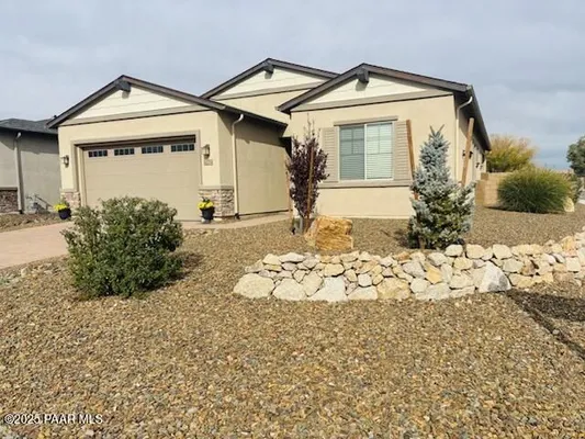 Property Slideshow image 2 of 28 | 7942 e carbon ct, Prescott Valley, AZ, 86315