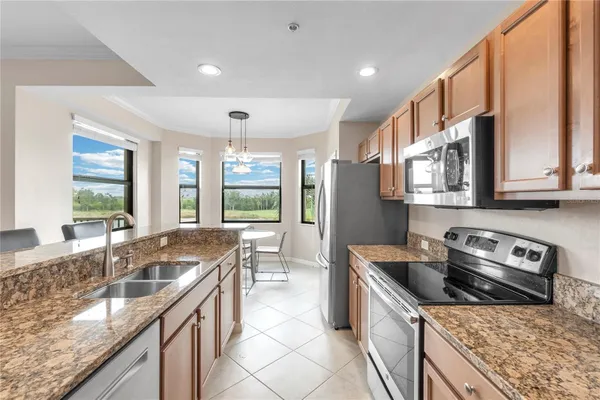 Property Slideshow image 3 of 31 | 7015 river hammock dr unit 203, Bradenton, FL, 34212