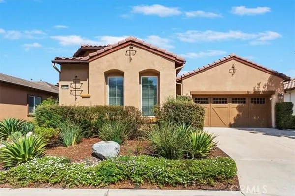 Property Slideshow image 2 of 37 | 24238 owl ct, Corona, CA, 92883