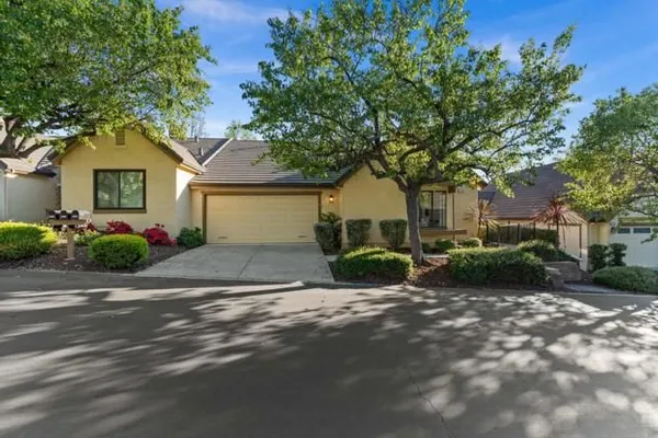 Property Slideshow image 2 of 36 | 7640 falkirk dr, San Jose, CA, 95135