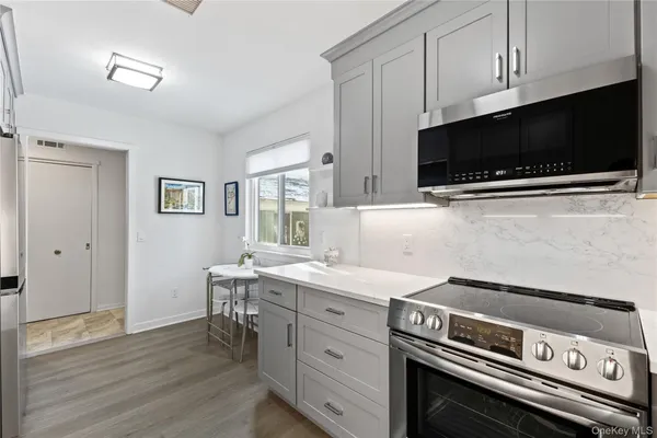 Property Slideshow image 2 of 29 | 40 heritage hls a, Somers, NY, 10589