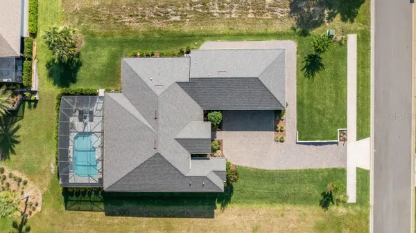 Property Slideshow image 2 of 53 | 4008 pinnacle place ct, Lady Lake, FL, 32159
