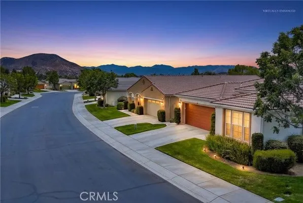 Property Slideshow image 2 of 31 | 1565 turtle crk, Beaumont, CA, 92223