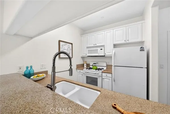 Property Slideshow image 3 of 51 | 3120 sepulveda blvd 301, Torrance, CA, 90505