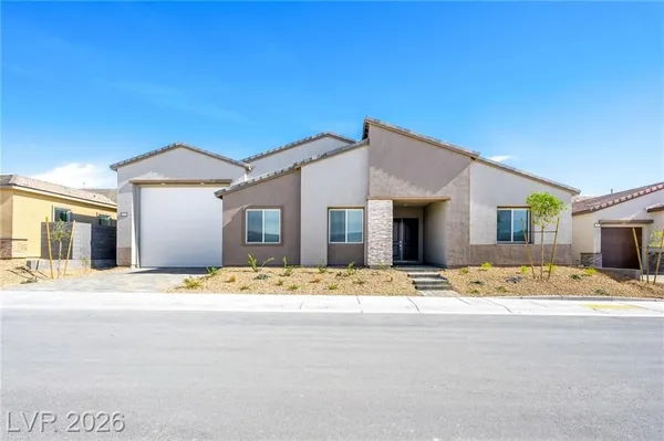 Property Slideshow image 2 of 88 | 10142 diana summit st, Las Vegas, NV, 89143