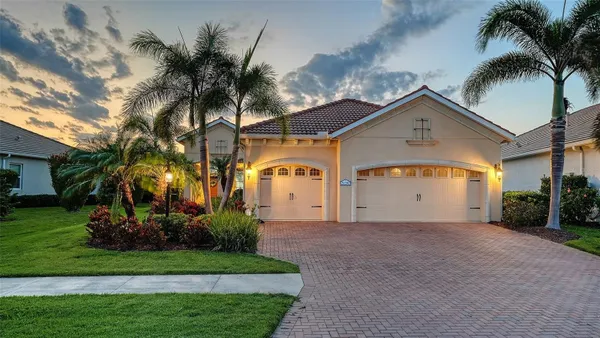 Property Slideshow image 2 of 86 | 21287 sandal foot dr, Venice, FL, 34293
