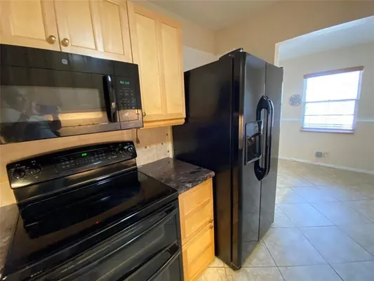 Property Slideshow image 3 of 44 | 2019 cambridge a # 2019, Deerfield Beach, FL, 33442