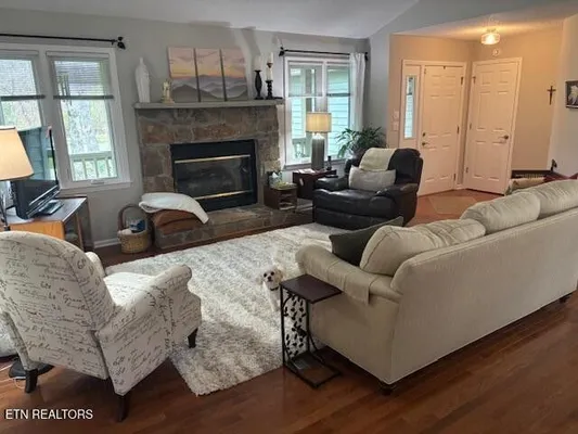 Property Slideshow image 3 of 31 | 101 hilton ln, Crossville, TN, 38558