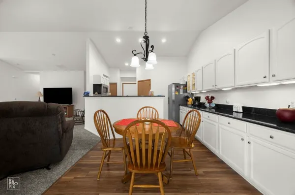 Property Slideshow image 3 of 10 | 1623 cadillac cir, Romeoville, IL, 60446