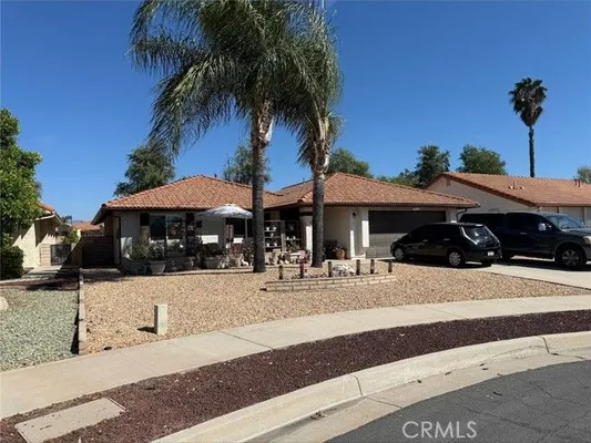 Property Slideshow image 2 of 15 | 1114 bottle tree way, Hemet, CA, 92545