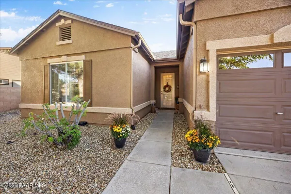 Property Slideshow image 3 of 83 | 7039 n clear sky ct, Prescott Valley, AZ, 86315