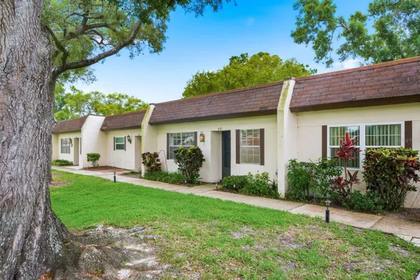 Property Slideshow image 3 of 60 | 3127 mission grove dr 3127, Palm Harbor, FL, 34684