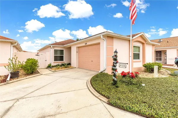 Property Slideshow image 2 of 31 | 729 hernandez dr, The Villages, FL, 32159