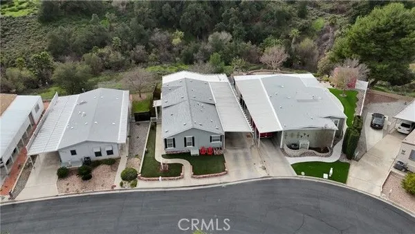 Property Slideshow image 2 of 24 | 37967 via la colina, Murrieta, CA, 92563