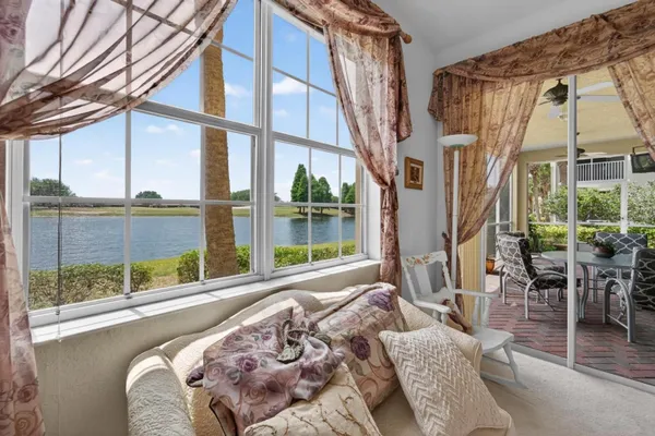 Property Slideshow image 3 of 68 | 1364 emerald dunes dr, Sun City Center, FL, 33573