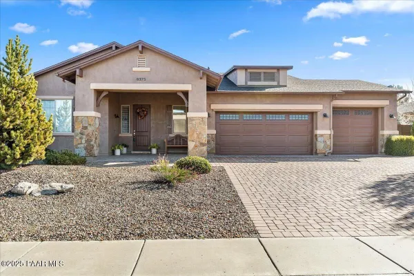 Property Slideshow image 2 of 32 | 8375 n pepperbox rd, Prescott Valley, AZ, 86315
