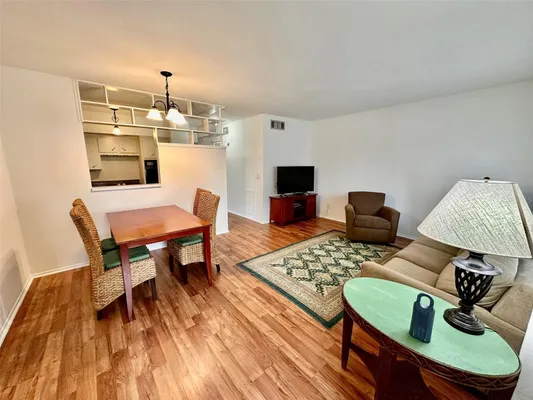 Property Slideshow image 3 of 38 | 2100 world parkway blvd 50, Clearwater, FL, 33763