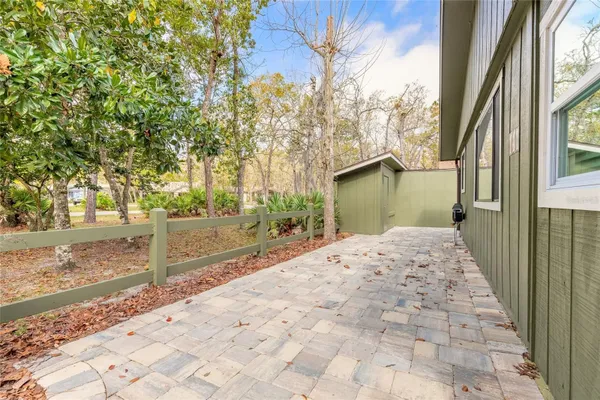 Property Slideshow image 3 of 27 | 111 cypress pond rd, Port Orange, FL, 32128