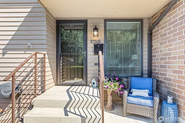 Property Slideshow image 2 of 40 | 10749 glen acres dr s # 10749s, Seattle, WA, 98168