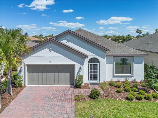 Property Slideshow image 2 of 43 | 1912 molise dr, Kissimmee, FL, 34759