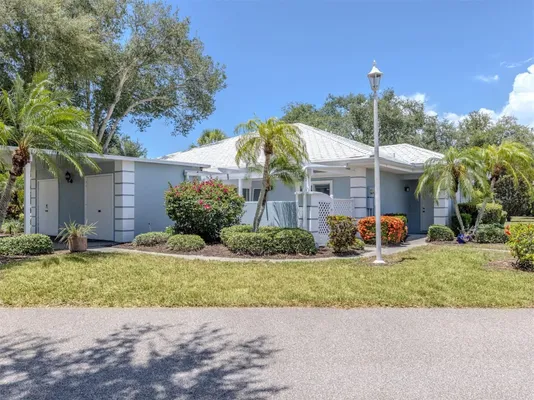 Property Slideshow image 3 of 39 | 431 wexford cir 76, Venice, FL, 34293