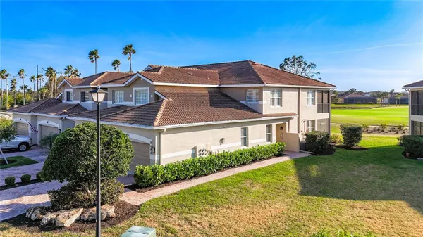 Property Slideshow image 3 of 25 | 8406 grand estuary trl 104, Bradenton, FL, 34212