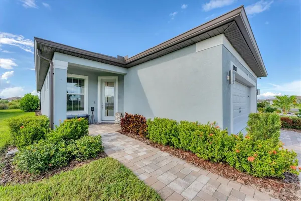 Property Slideshow image 2 of 70 | 10661 spring tide way, Parrish, FL, 34219