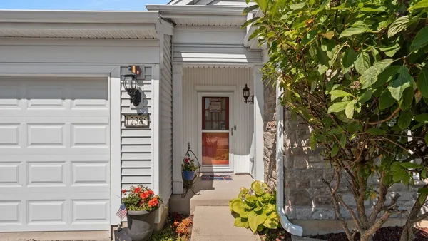 Property Slideshow image 2 of 27 | 12385 copper ln, Huntley, IL, 60142