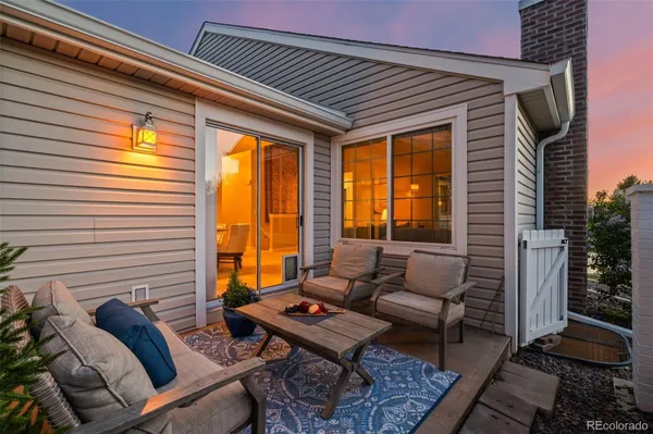 Property Slideshow image 2 of 36 | 13872 e linvale pl, Aurora, CO, 80014