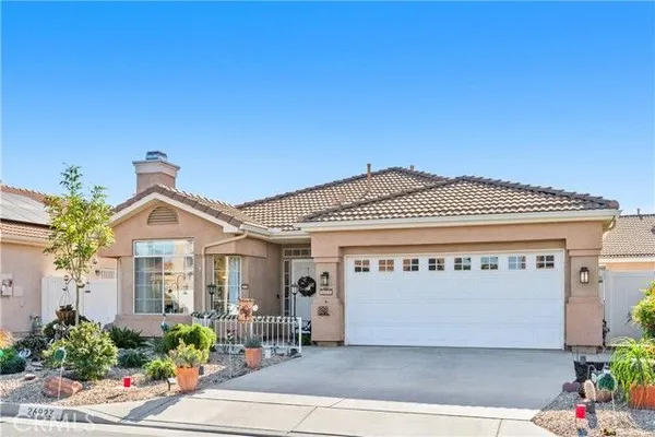 Property Slideshow image 3 of 34 | 26923 circus dr, Menifee, CA, 92585