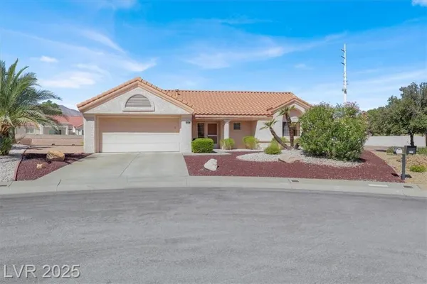 Property Slideshow image 2 of 43 | 3109 goodnews ct, Las Vegas, NV, 89134