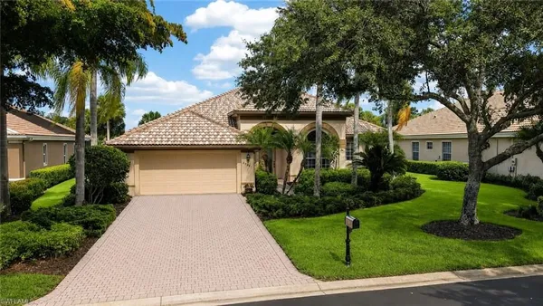 Property Slideshow image 2 of 50 | 20061 buttermere ct, Estero, FL, 33928