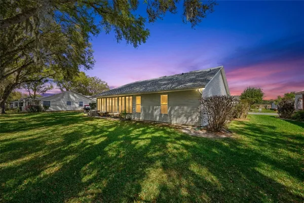 Property Slideshow image 2 of 74 | 27308 racquet cir, Leesburg, FL, 34748