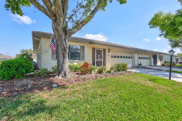 Property Slideshow image 3 of 45 | 1419 langley dr, Sun City Center, FL, 33573